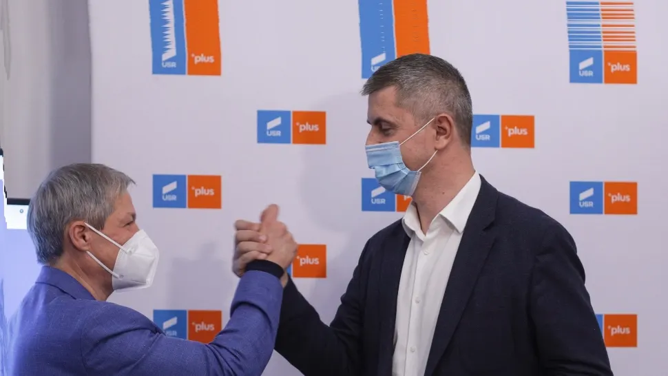 Liderii USR au participat la şedinţa CL Mogoşoaia, în semn de solidaritate cu Felicia Ienculescu-Popovici