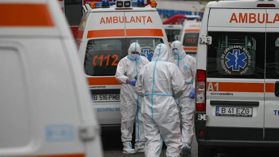 Situație CRITICĂ la Craiova: 2 pacienți Covid-19 au MURIT în ambulanțe, în fața Spitalului de Urgență