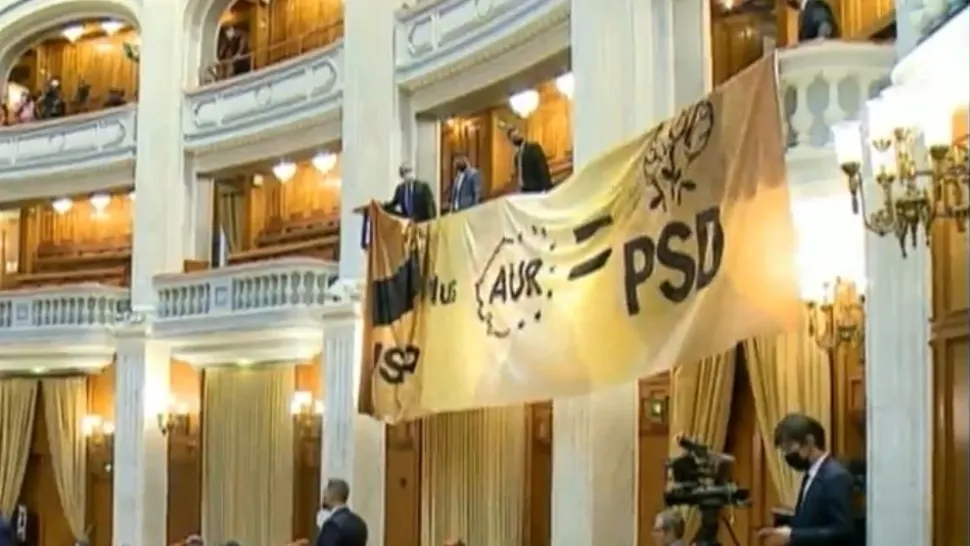 VIDEO Circ politic total la dezbaterea moțiunii de cenzură