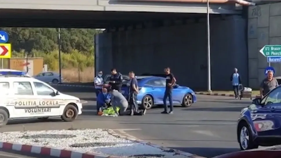 VIDEO | Polițist local din Ilfov, spulberat în intersecție în timp ce dirija traficul