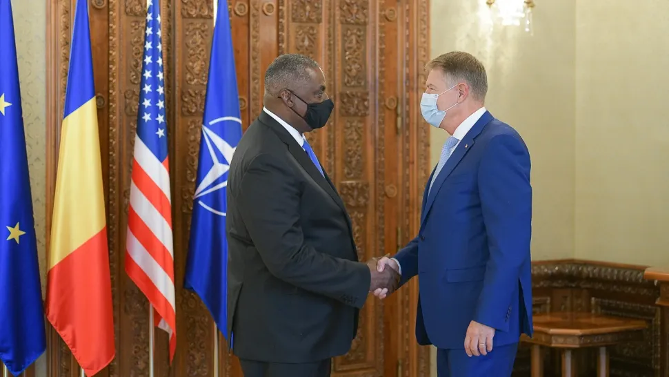 Klaus Iohannis l-a primit la Cotroceni pe șeful Pentagonului. Mesajul SUA pentru România