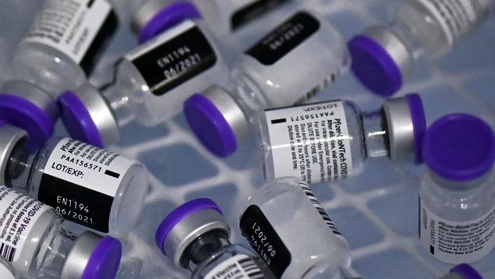 O nouă tranșă de vaccin Pfizer ajunge luni în România - Unde vor fi distribuite cele peste 750.000 de doze