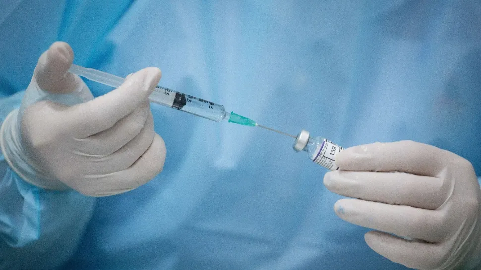 Octavian Jurma: Majoritatea oamenilor nu aleg vaccinul pe baza eficienței, ci pe cel care dă cel mai repede certificatul verde