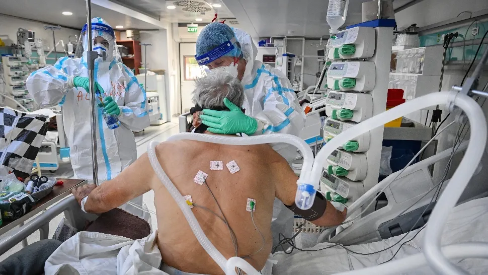 Bilanț coronavirus 11 octombrie. Cifrele care alertează autoritățile - HAOS pe secțiile de Terapie Intensivă