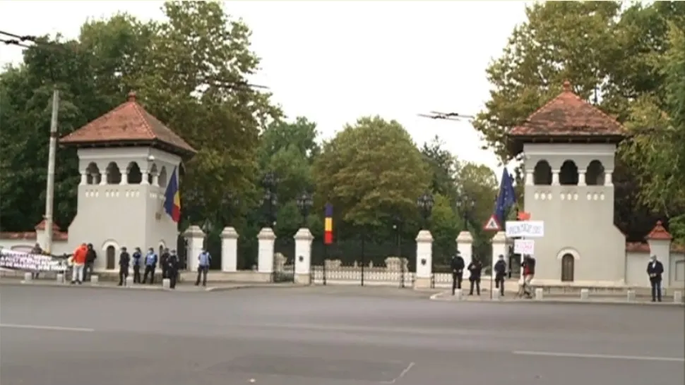 Proteste la Cotroceni. Mai multe organizații civice ies, vineri,  în stradă