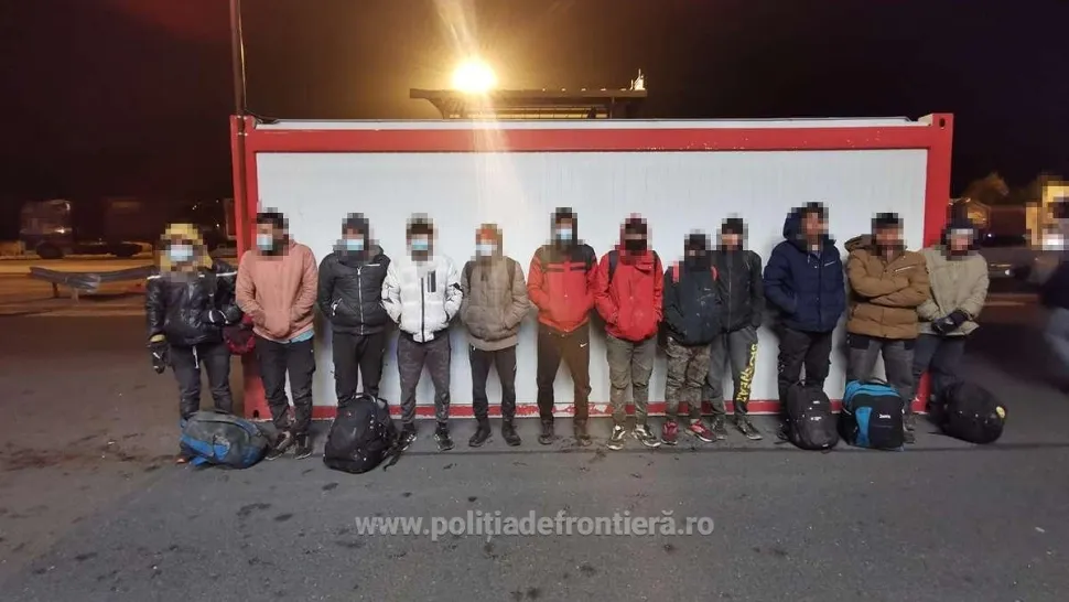 12 afgani, descoperiți la granița cu Ungaria. Unde erau ASCUNȘI