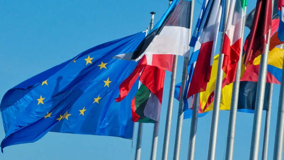 Călătoriile în Uniunea Europeana, doar pentru cei vaccinați cu doza 3! Comisia Europeană a chemat la dezbatere toate guvernele țărilor membre