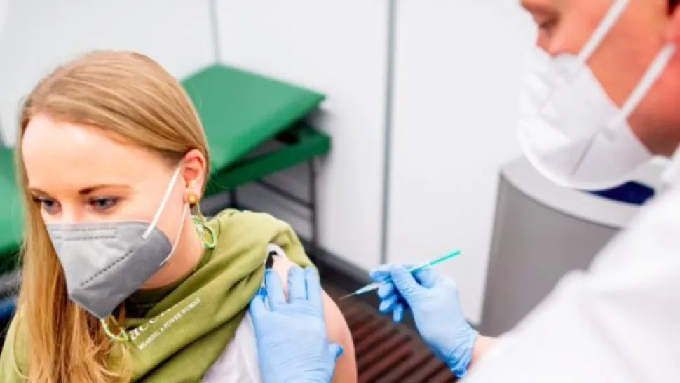 SONDAJ: Majoritatea locuitorilor sunt în favoarea VACCINĂRII obligatorii. În ce țară se întâmplă