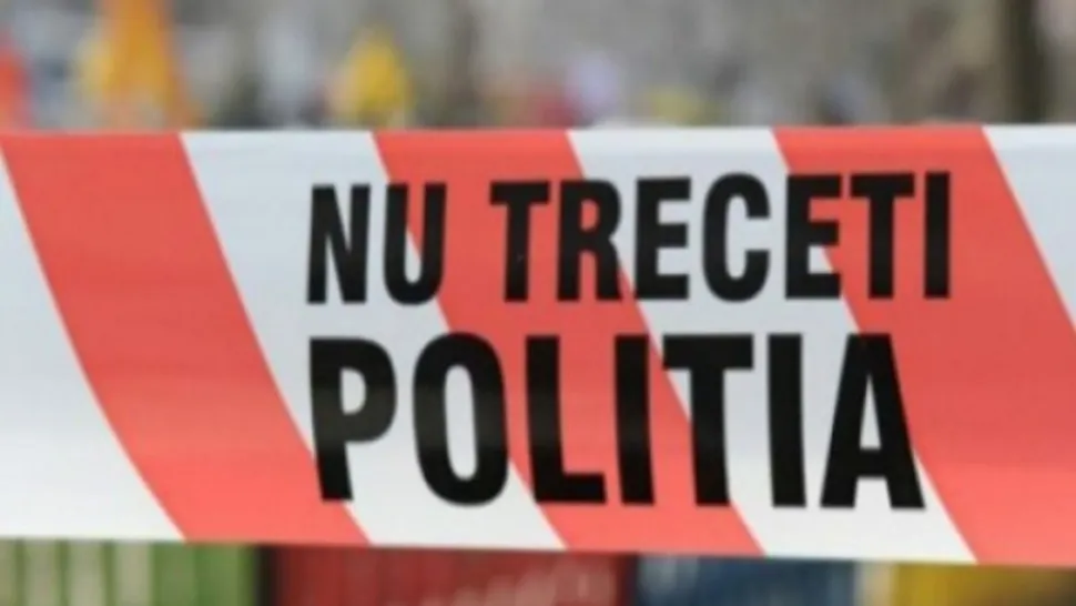 ULUITOR: Tânăr de 20 ani, bănuit că şi-ar fi ucis tatăl, REȚINUT