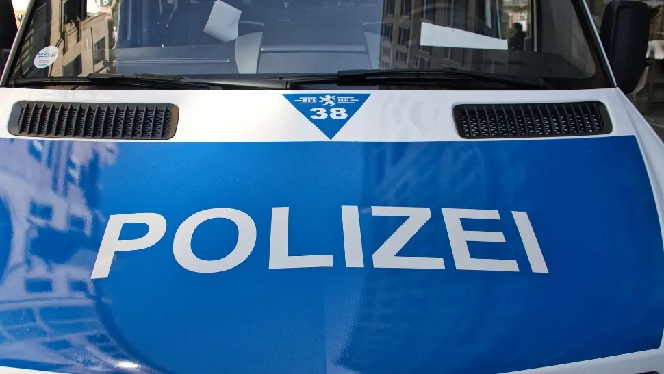 Sfârșit tragic pentru un român de doar 21 de ani. A fost strivit între două mașini, pe o autostradă din Germania