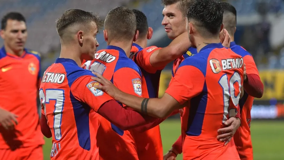 FOTO | Cuplu de națională! „Perla” FCSB-ului care se iubește cu o handbalistă de la CSM București 
