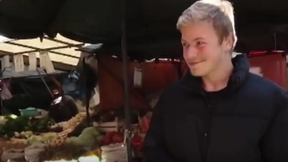 George, băiatul de 15 ani care vinde legume în colț de stradă, invitat la Realitatea PLUS - Legile Puterii, ora 20:50