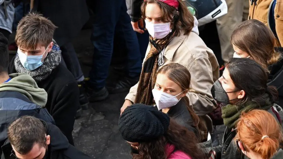 FOTO| PROTEST masiv! Mii de oameni în stradă