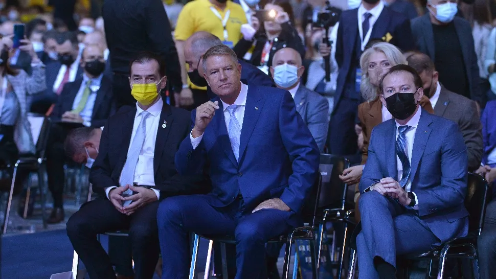 Un bărbat a întrebat Poliția dacă preşedintele Iohannis a fost sancţionat că nu a purtat mască la Congresul PNL - Ce i s-a răspuns