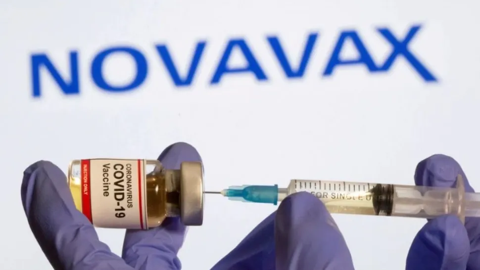 Marea Britanie a autorizat vaccinul anti-COVID Novavax, al cincilea ser aprobat în această ţară