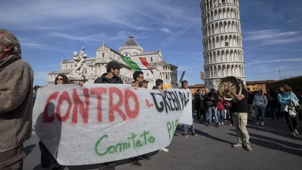 Protestele anti-vaccin din Italia, învinuite pentru răspândirea rapidă a infecției în nordul țării