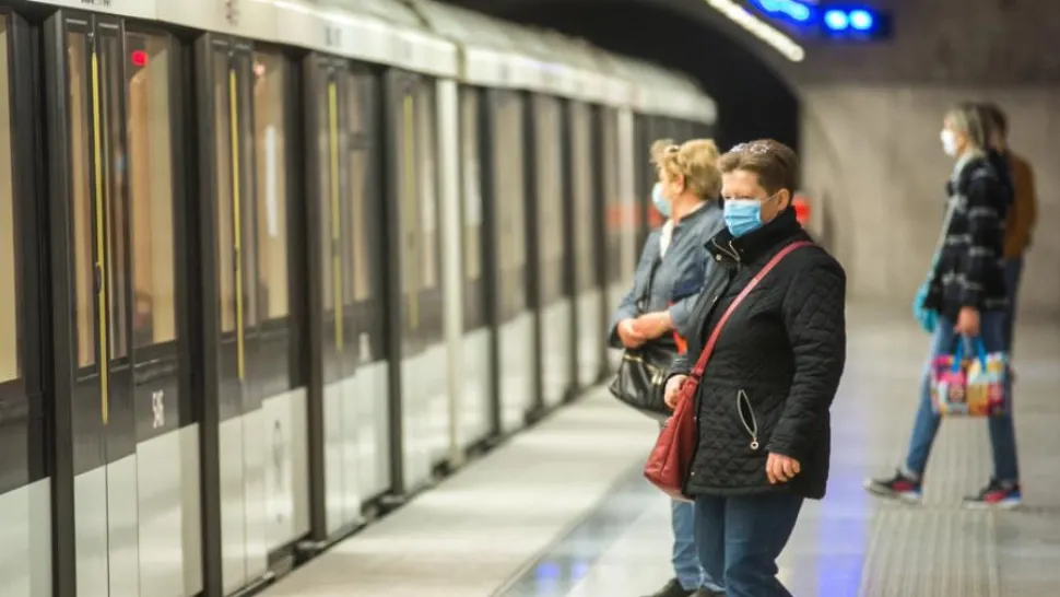 Purtarea măştii va deveni obligatorie începând de sâmbătă! Unde se întâmplă