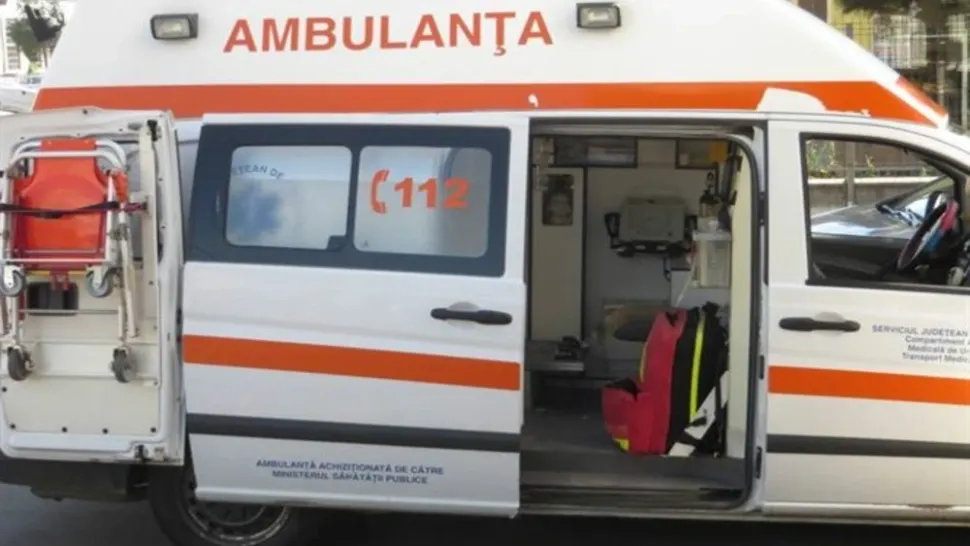 Tragedie în Târgoviște! Un tânăr a căzut de la etajul 3 al unui bloc