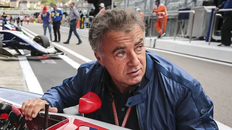   Atac MAFIOT! Un fost pilot de Formula 1, ARESTAT pentru implicarea în detonarea unui dispozitiv exploziv. Cum s-a întâmplat si ce complici a avut 