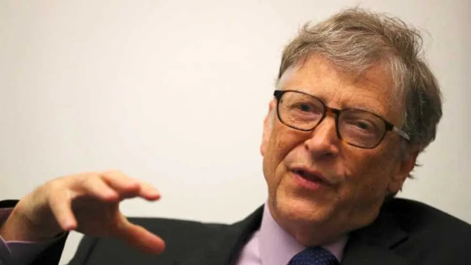 Bill Gates, anunţ de ultimă oră despre tulpina contagioasă Omicron. Ce alte predicţii face miliardarul pentru anul 2022