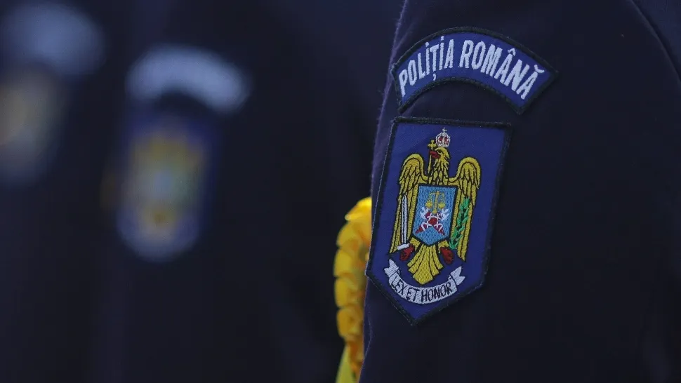 MĂSURI speciale la trecerea în 2022, în orașe și la munte - CÂȚI polițiști vor fi la cele 170 de evenimente de Revelion