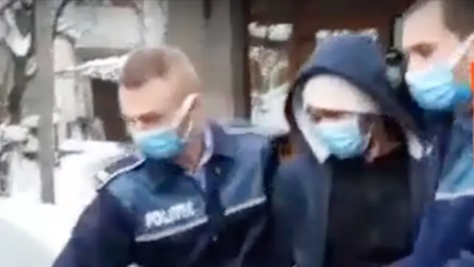 VIDEO | Suspectul în cazul dublei crime de la Iaşi, marocanul în varsta de 20 de ani, dus la audieri. Ahmed Sami El Bourkardi susține ca este nevinovat 