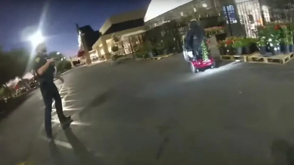 VIDEO | Un hoț în scaun cu rotile, împușcat mortal de un polițist, în SUA