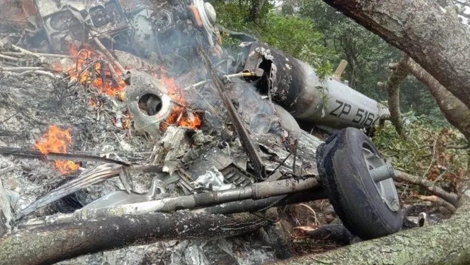 Elicopter prăbușit - 13 persoane au murit, printre care și șeful Statului Major din India și soția sa - Autoritățile au confirmat