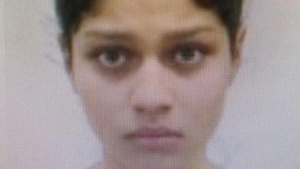 Adolescentă de 16 ani, căutată de POLIȚIE: a furat banii părinților și nu s-a mai întors acasă