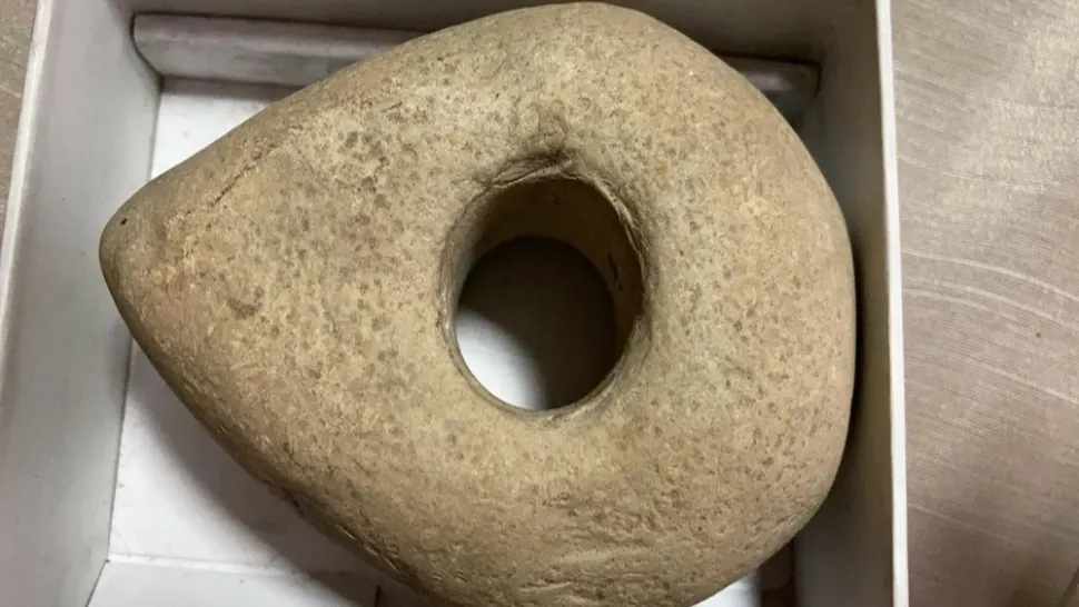 Un buzoian, PRINS exact când vindea un artefact vechi de 6.000 de ani - Ce-l așteaptă acum, chiar de Anul Nou