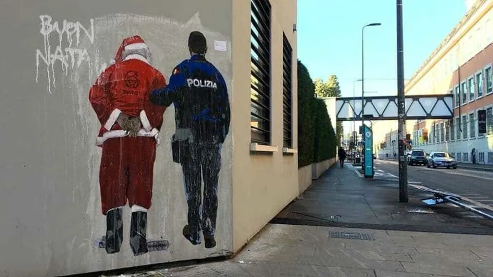 Panică la Milano, din cauza unui român costumat în Moș Crăciun și cu un cuțit în mănă  