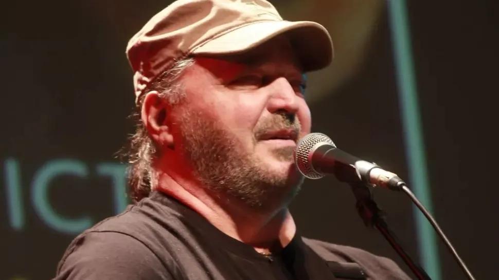 Mesajul tulburător postat de fiica lui Victor Socaciu după moartea artistului