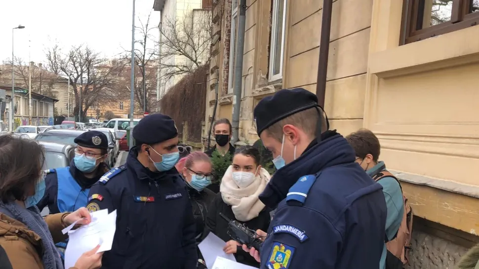 PROTESTUL elevilor și părinților la Ministerul Educației în prima zi de școală din 2022 - Ce îi nemulțumește | VIDEO