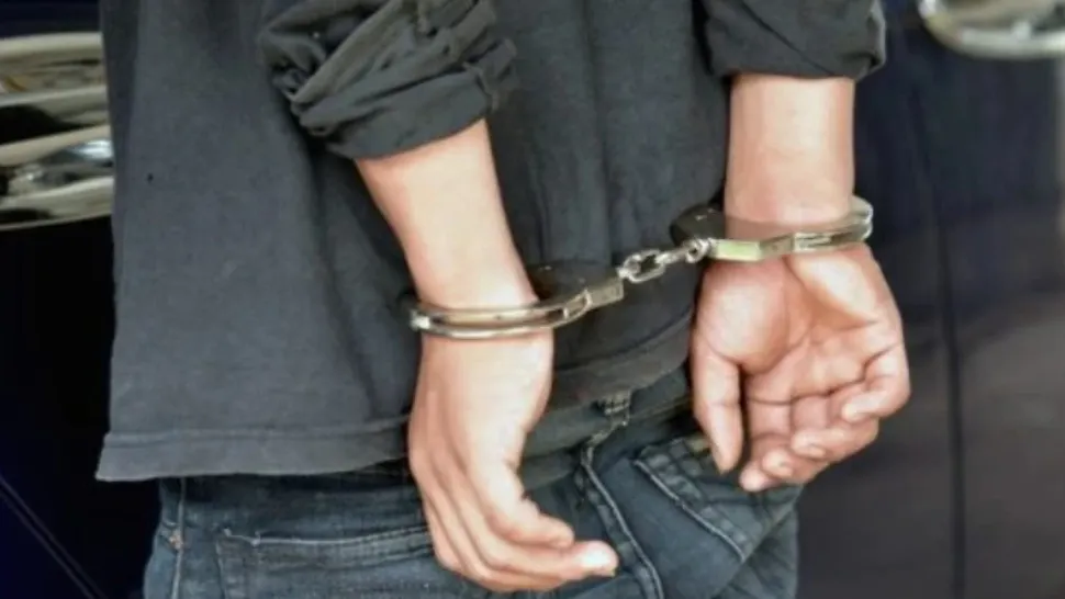 Un bărbat din Suceava a fost arestat după ce și-a bătut fosta soție și a încercat să o violeze