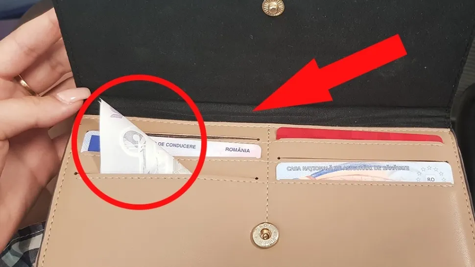 Ce se întâmplă dacă ții o bancnotă împăturită triunghi în portofel