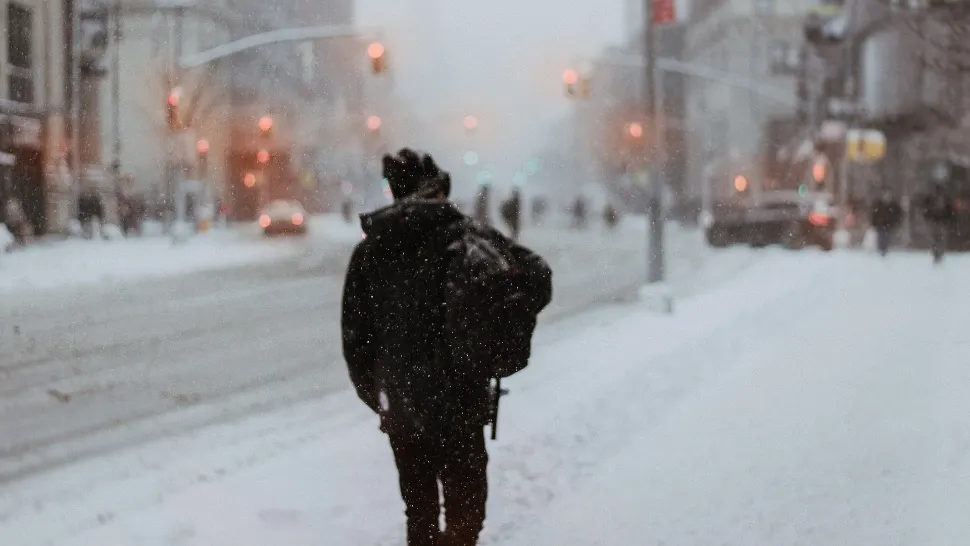 Prognoza meteo. Un nou val de aer polar loveşte România: ger și ninsori. Cât scad temperaturile