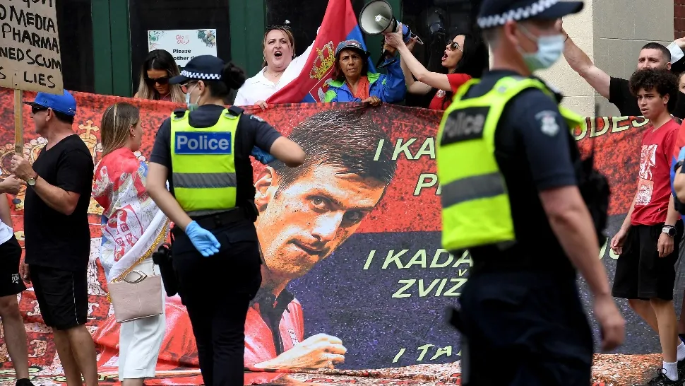 Scandalul Djokovic capătă valențe politice. Serbia a înaintat un protest oficial ambasadorului Australiei la Belgrad