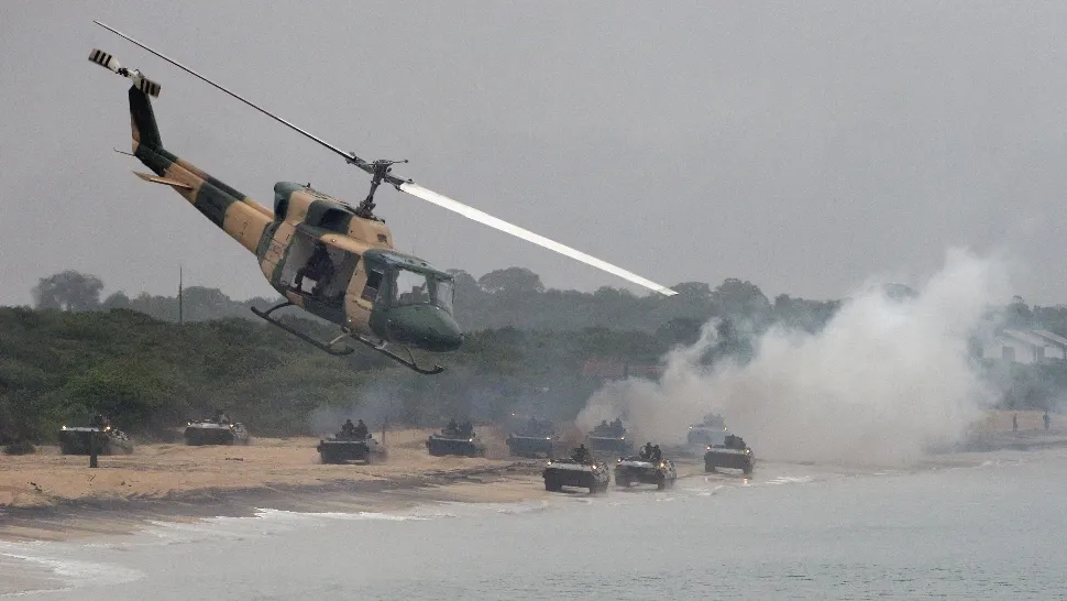 Armata iraniană învață de la chinezi și ruși. Exerciții militare comune între cele 3 state