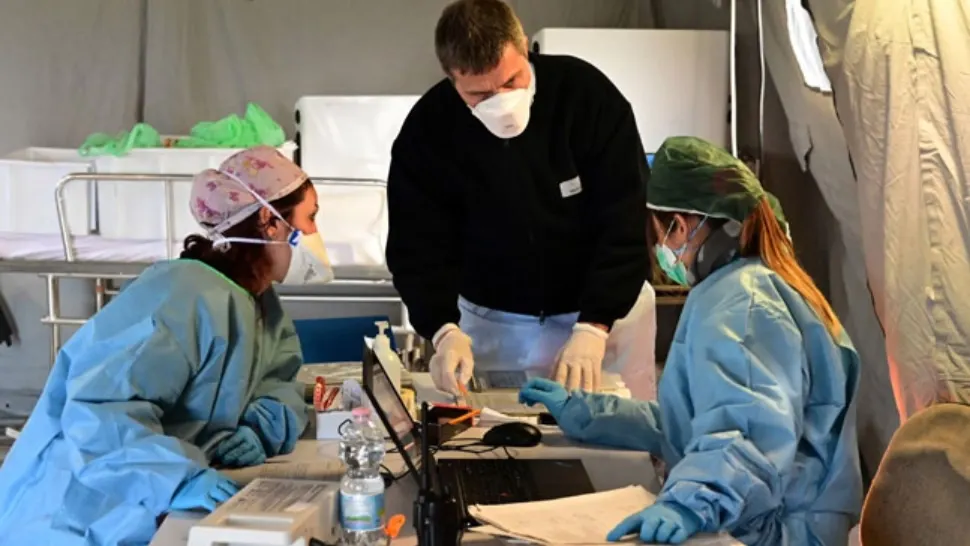 Tratamentul bolnavilor de CANCER din Italia, pus în pericol din cauza tulpinii OMICRON 