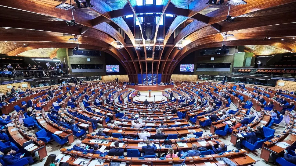 Consiliul Europei a suspendat Rusia din cauza războiului declanșat în Ucraina