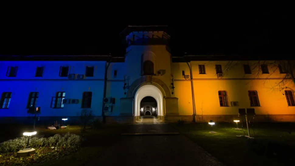 Palatul Cotroceni a fost iluminat în culorile steagului Ucrainei, în semn de solidaritate