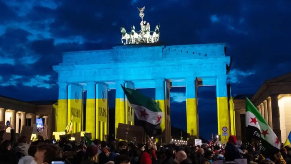 FOTO | Demonstrații anti-război în EUROPA. Mii de oameni pe străzile marilor Capitale 