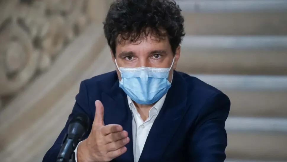 Câte locuri pentru CAZARE de urgență sunt în București! Ce spune primarul Nicușor Dan 