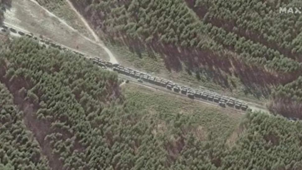 Convoiul MORȚII a înaintat 3,2 km în 24 de ore: forțele ruse sunt întârziate de rezistența fermă a Ucrainei, defecțiuni mecanice și aglomerație