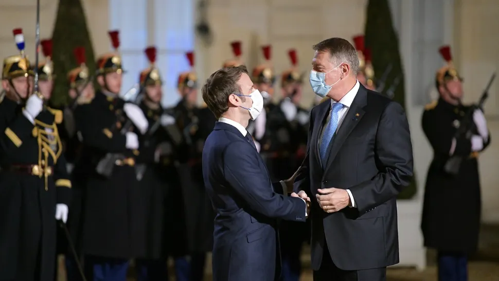 Iohannis i-a mulțumit lui Macron pentru prezența militarilor francezi în România: "Împreună suntem mai puternici!"