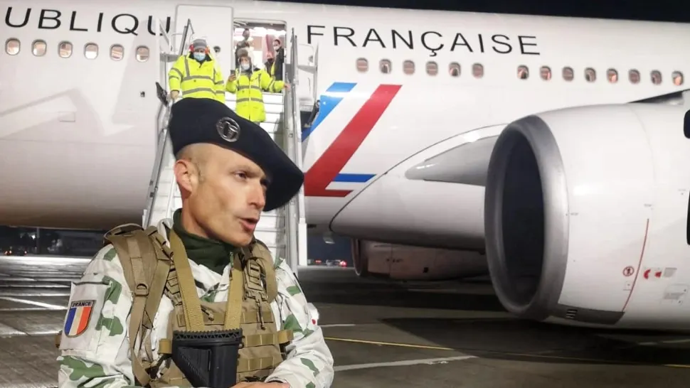GALERIE FOTO/ Încă 235 de militari francezi din cadrul Forței de Răspuns a NATO au sosit în România. Anunțul MApN