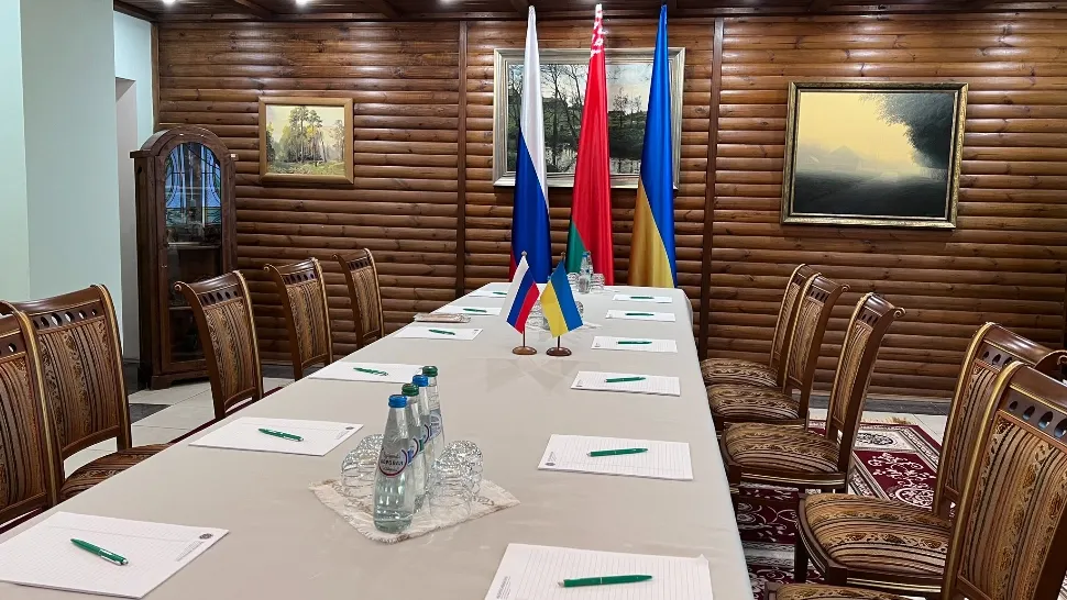 Răsturnare de situație: Podoliak RESPINGE acuzațiile despre otrăvirea negociatorilor Ucrainei