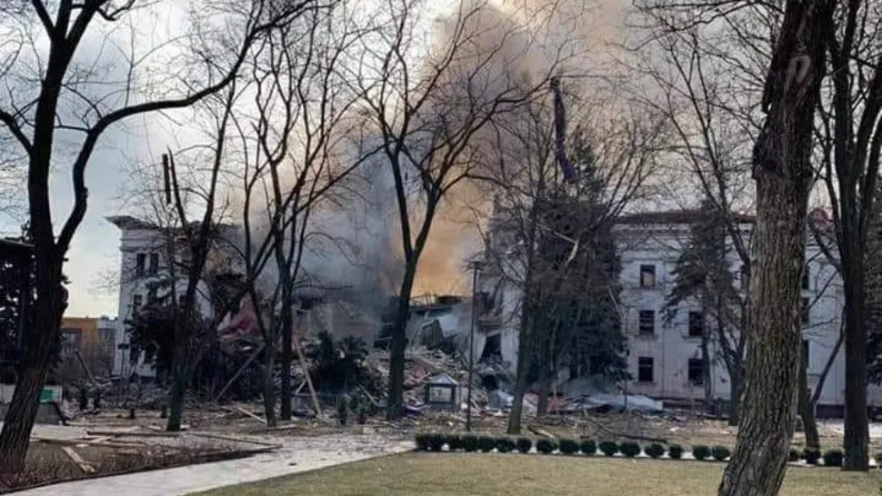 Vicepremierul Ucrainei: Bombardamentele masive din Mariupol sunt o „răzbunare personală” pentru Putin 