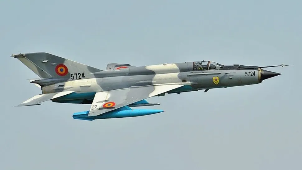 VIDEO Incidente aviatice GRAVE la Constanța! Un MIG 21 și elicopterul de salvare, prăbușite: 8 militari morți