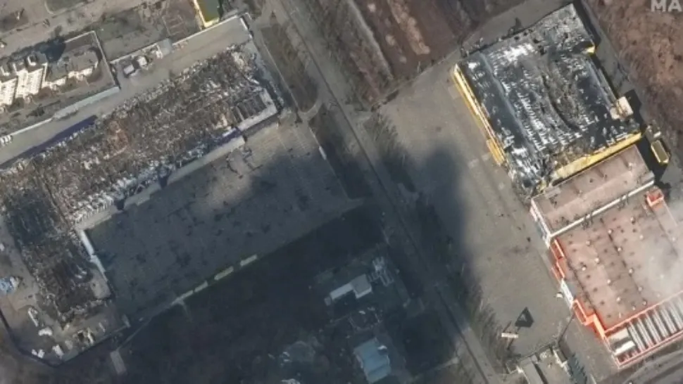 FOTO | Noi imagini din satelit arată gradul de distrugere din Mariupol. Clădiri distruse de bombardamente și incendii